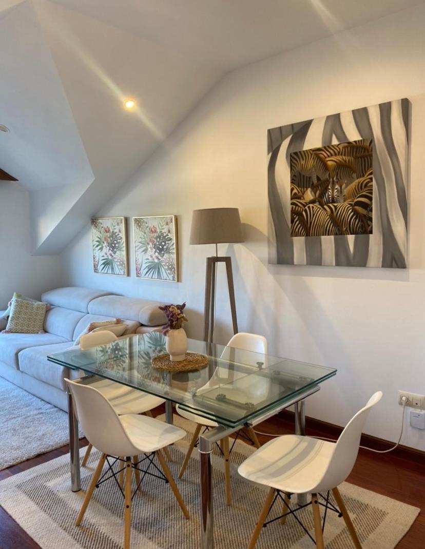 Acogedor Atico En Nigran Apartment
